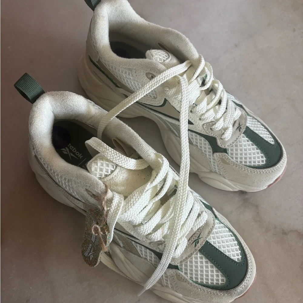 Reebok Cream and Green Athletic Shoes - Picture 2 of 6